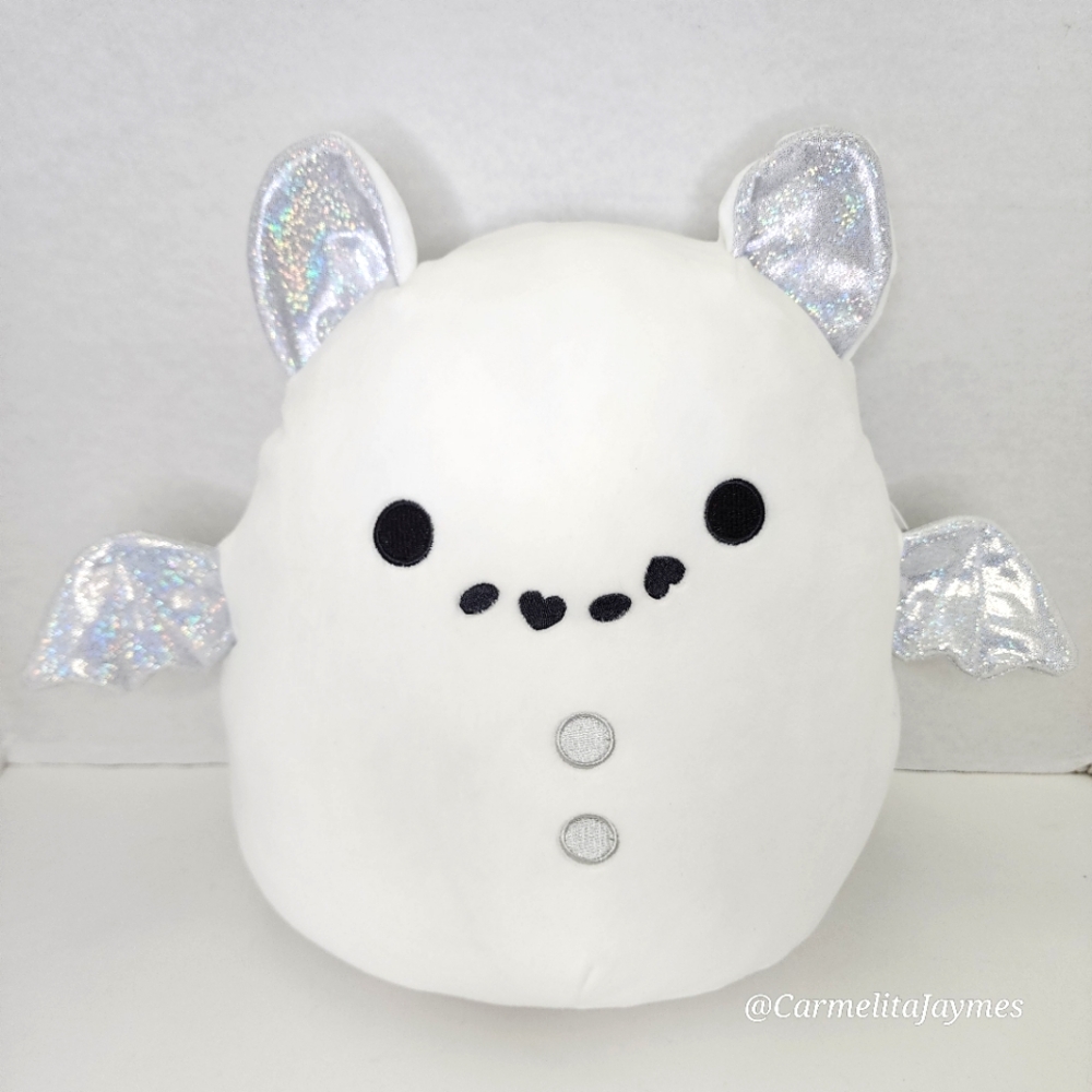 🖤 EMILY ❄️🦇 12" White Snow Bat Select Series Original Squishmallow ☆ NWT ☆